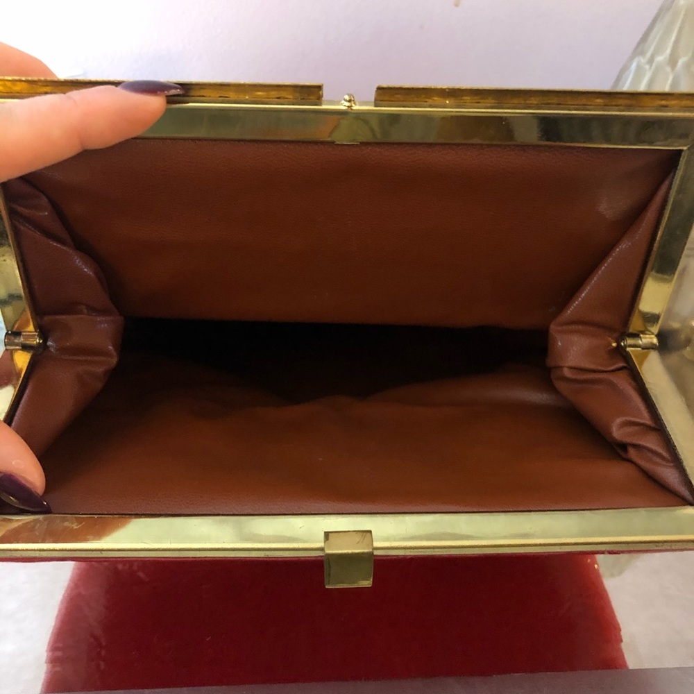 Red Vintage Purse - Picture 5 of 5